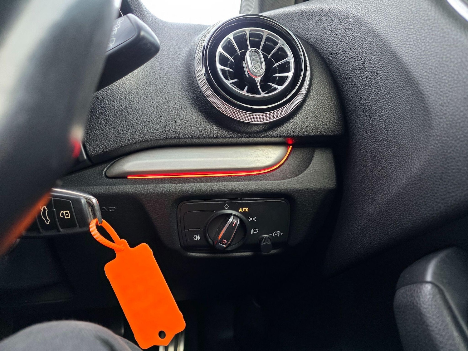 Used Audi A3 2014 for sale - 77155646: Photo 37