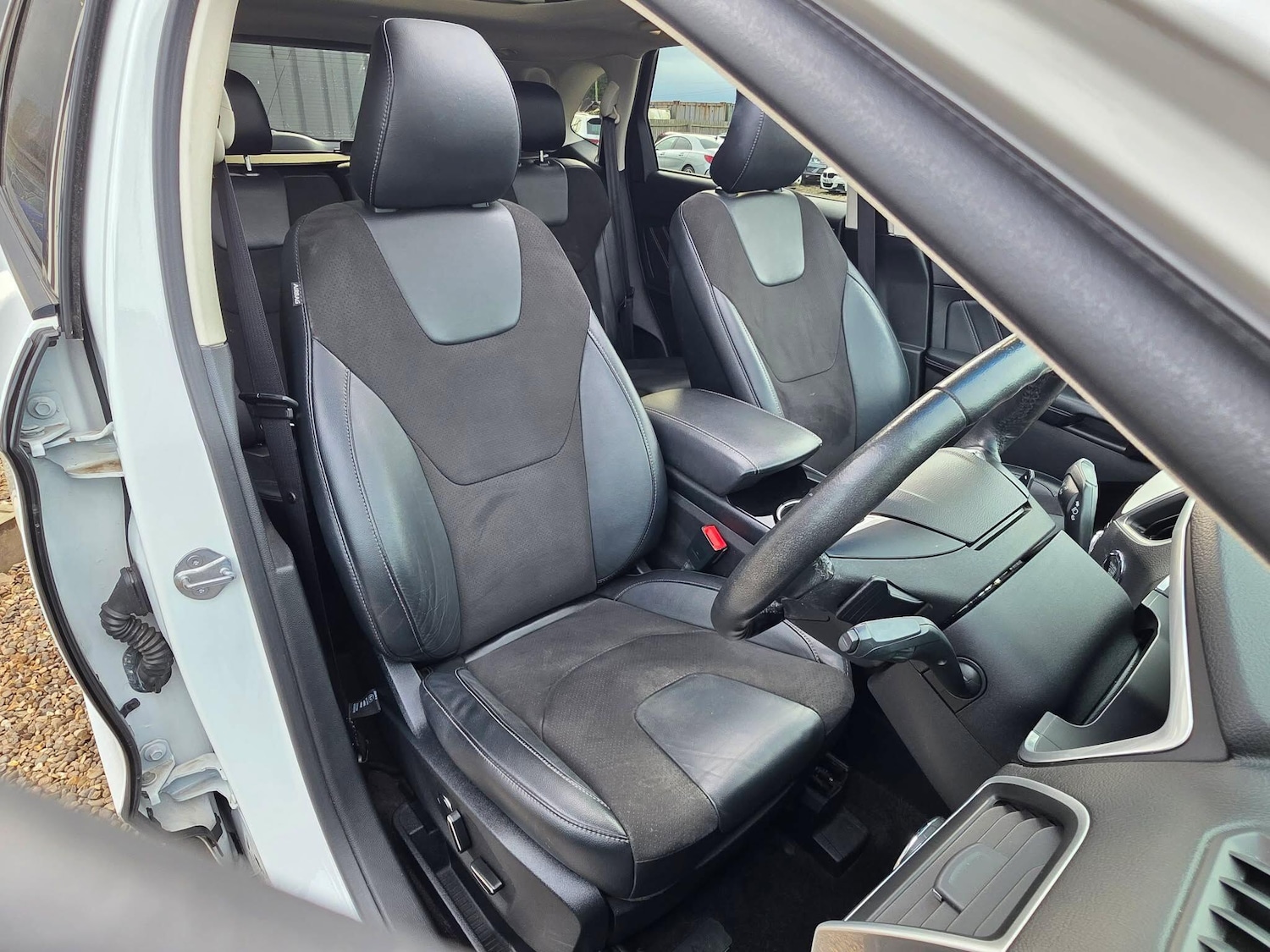 Used Ford Edge 2017 for sale - 77898654: Photo 16