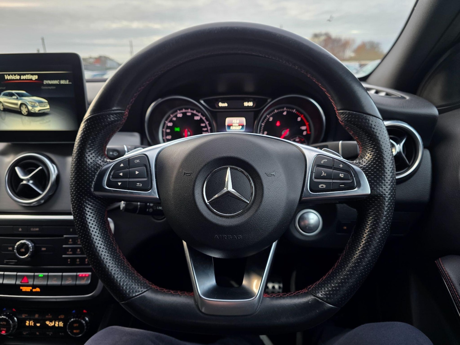 Used Mercedes-Benz GLA 2017 for sale - 77021132: Photo 31