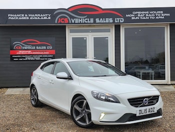 Used Volvo V40 2015 for sale - 77166833: Photo