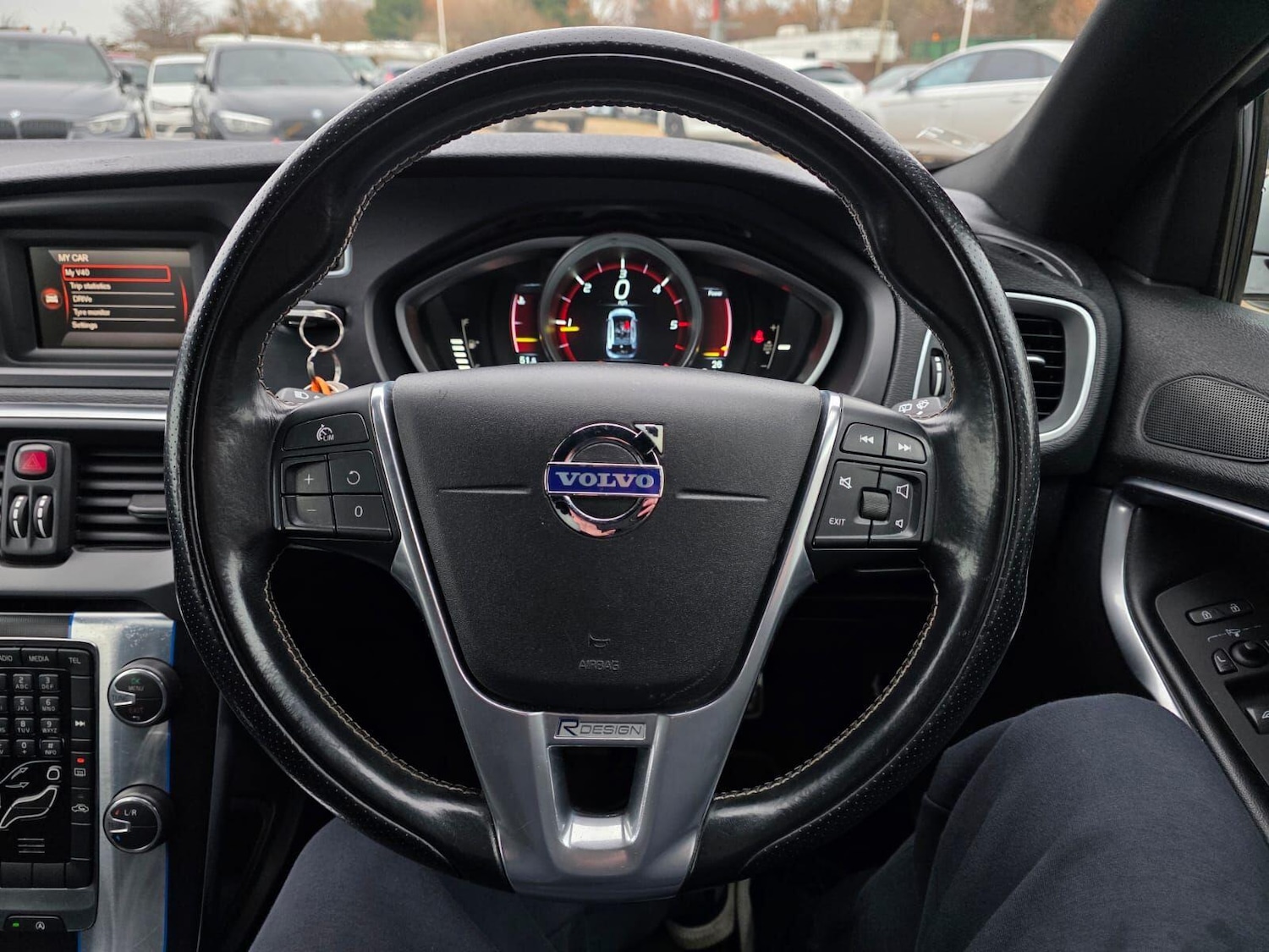 Used Volvo V40 for sale - 77166833: Photo 29