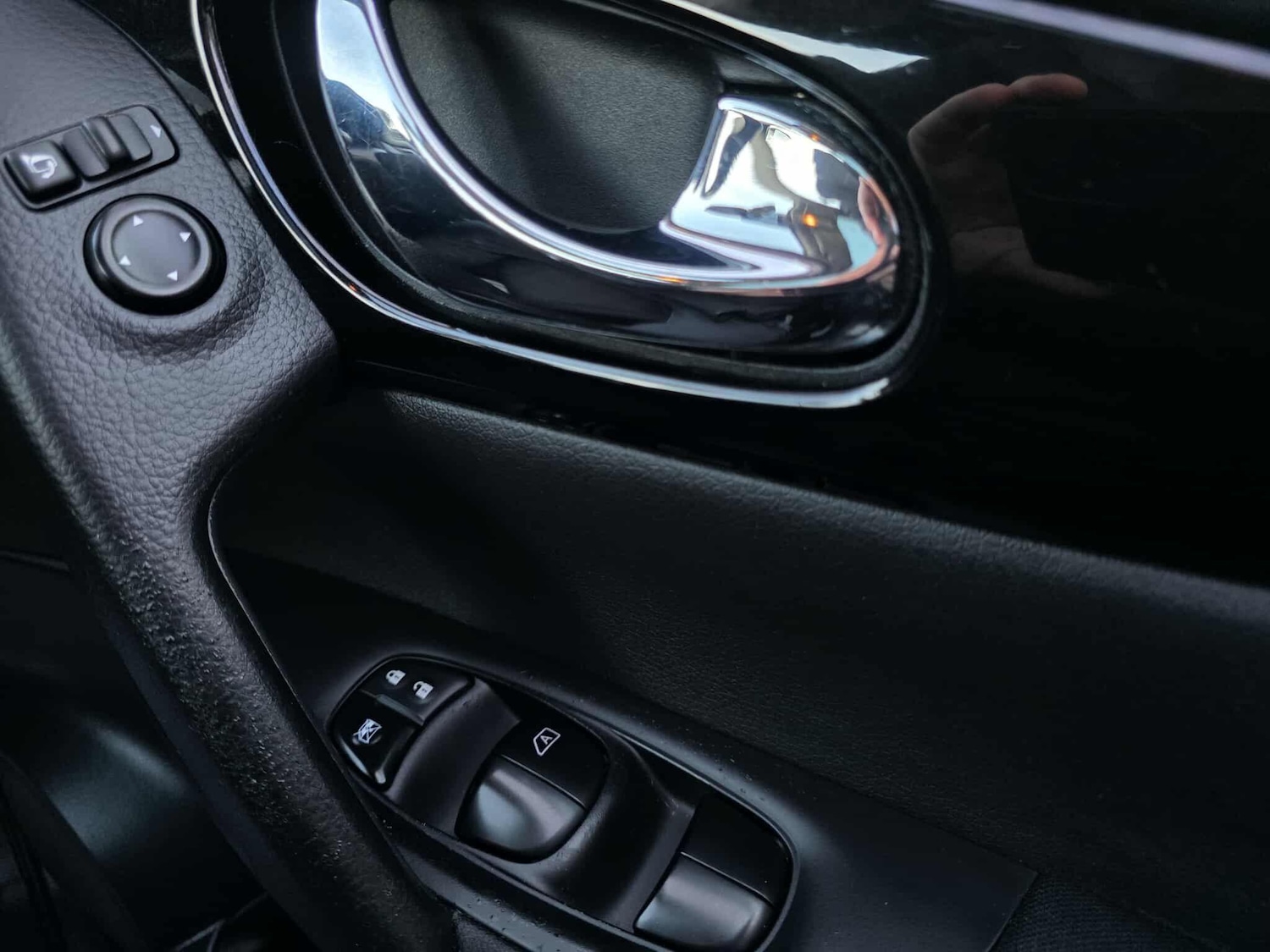 Used Nissan Qashqai 2015 for sale - 76976620: Photo 28