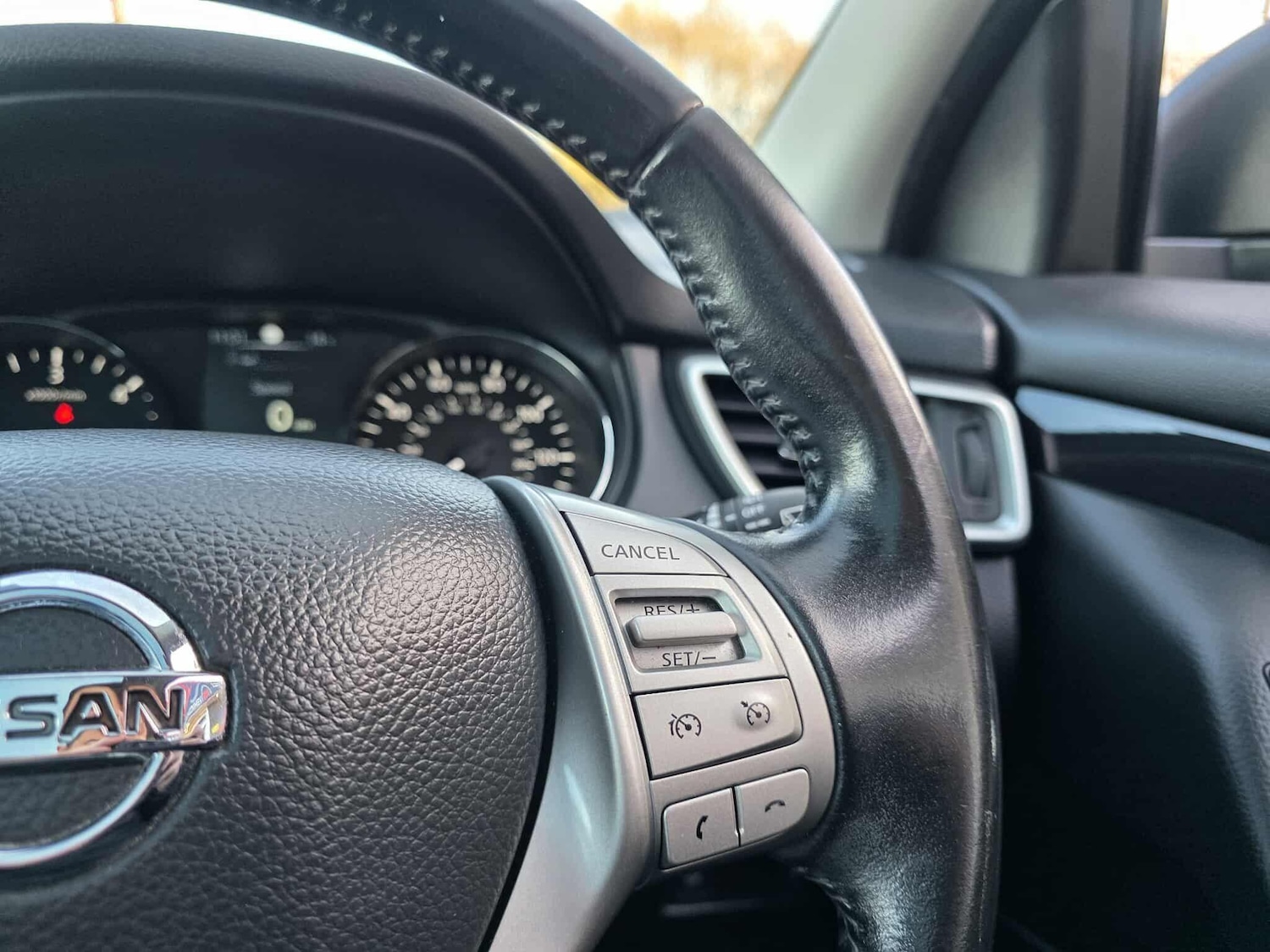 Used Nissan Qashqai 2015 for sale - 76976620: Photo 31