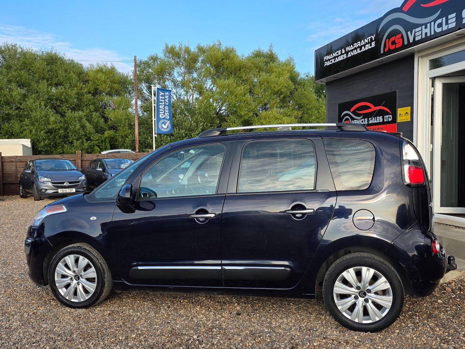 Used Citroen C3 Picasso 2013 for sale - 76633745: Photo 10