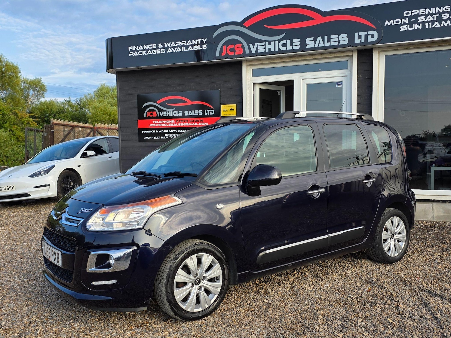 Used Citroen C3 Picasso 2013 for sale - 76633745: Photo 12