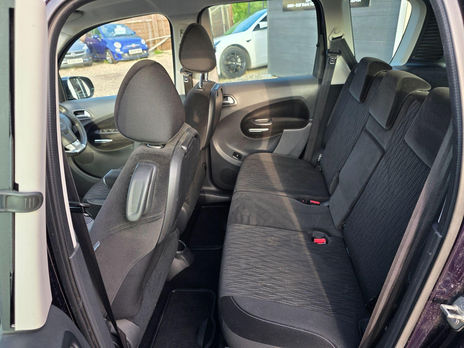 Used Citroen C3 Picasso 2013 for sale - 76633745: Photo 20