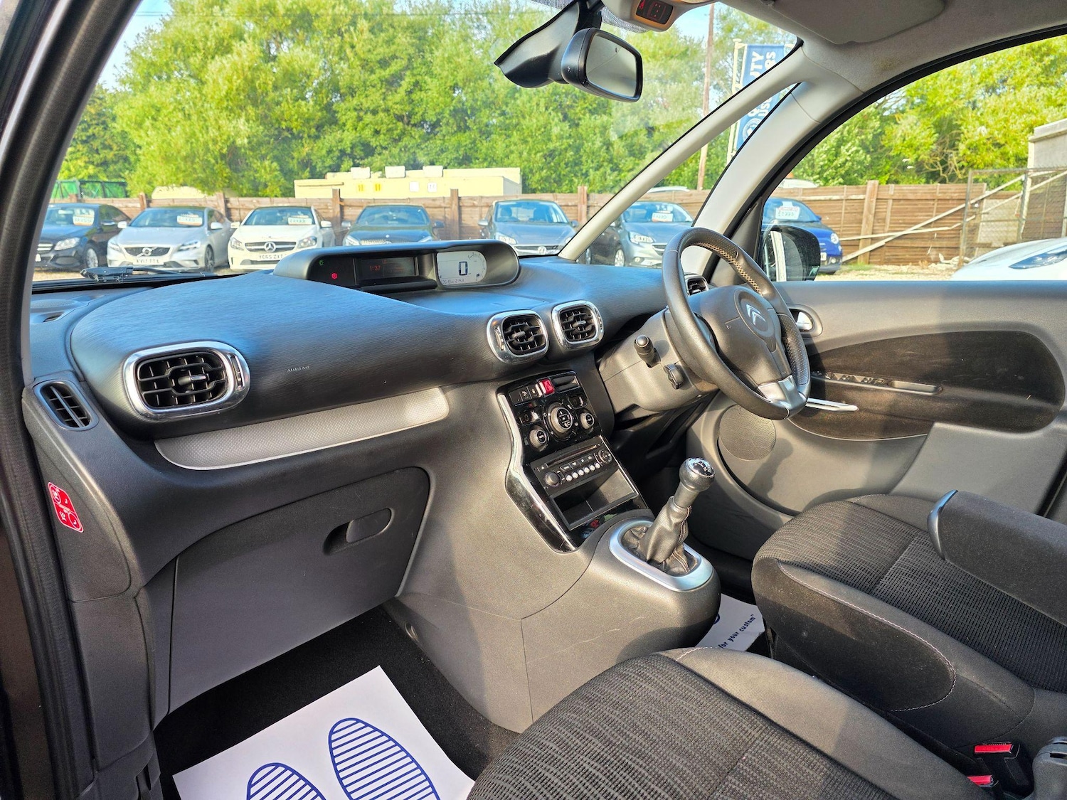 Used Citroen C3 Picasso 2013 for sale - 76633745: Photo 22