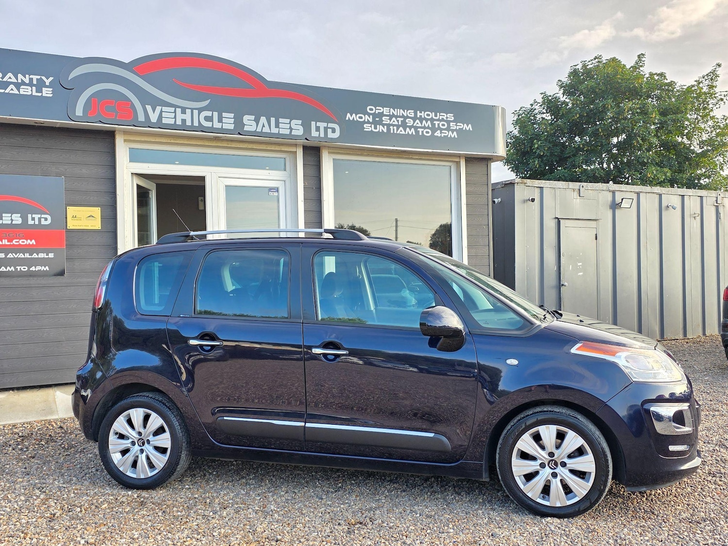 Used Citroen C3 Picasso 2013 for sale - 76633745: Photo 3