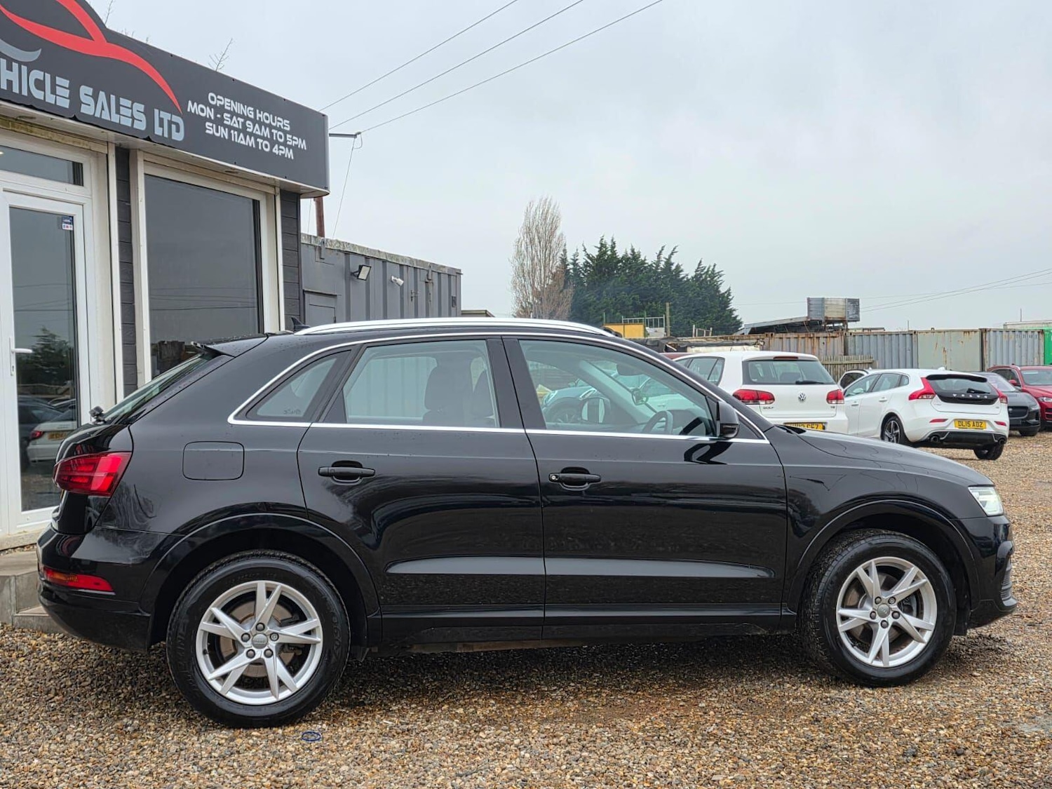 Used Audi Q3 2017 for sale - 77166616: Photo 3