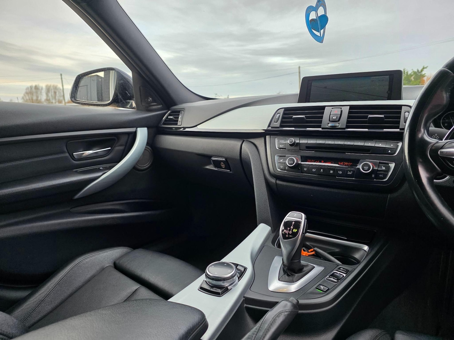 Used BMW 3 Series for sale - 77015951: Photo 23