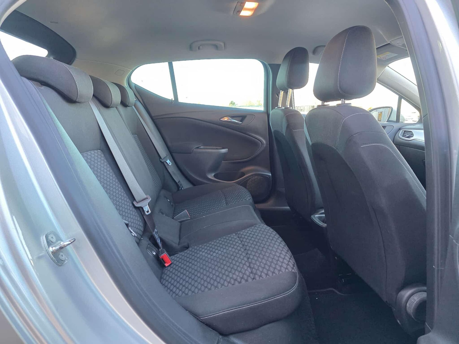 Used Vauxhall Astra 2018 for sale - 76689590: Photo 16