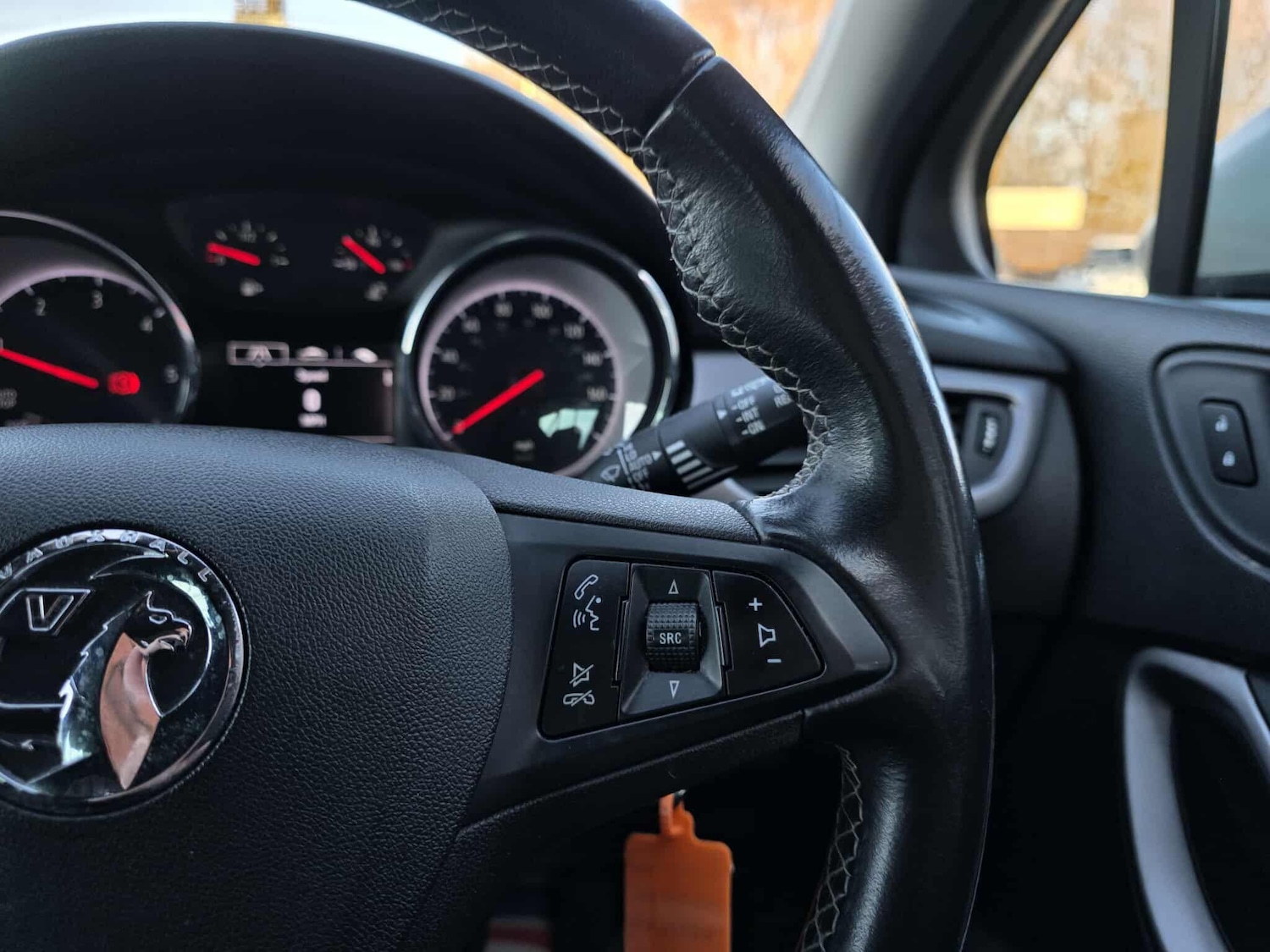 Used Vauxhall Astra 2018 for sale - 76689590: Photo 31