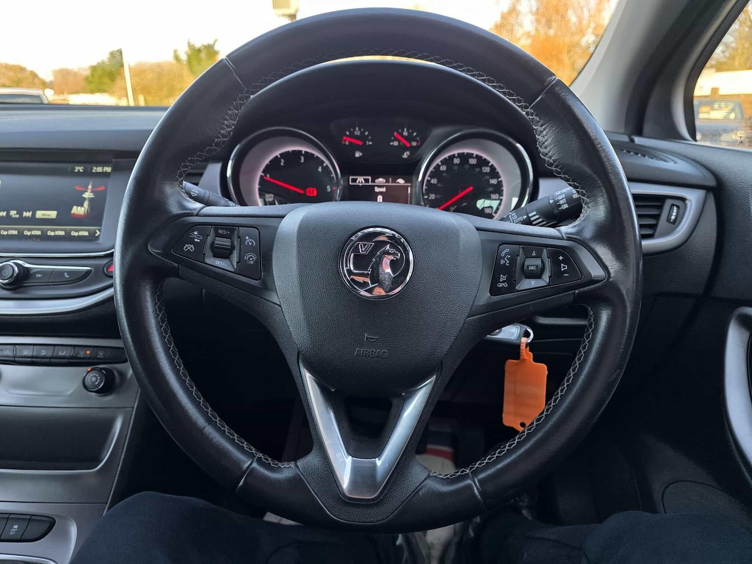 Used Vauxhall Astra 2018 for sale - 76689590: Photo 32