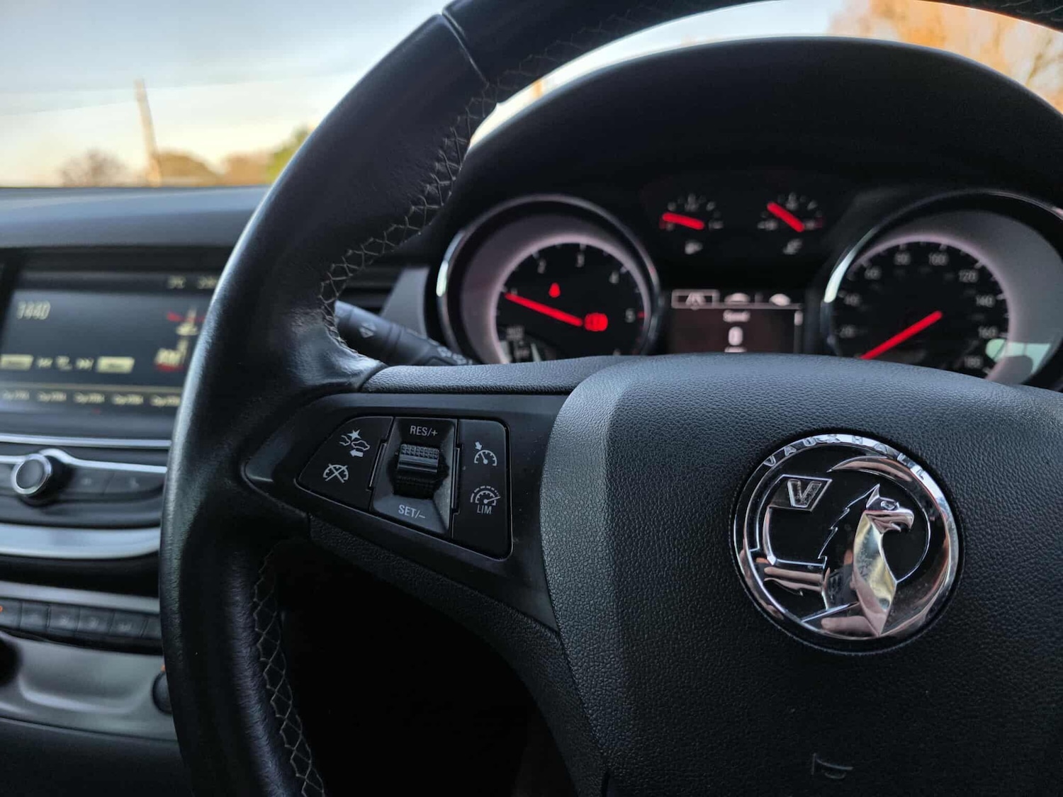 Used Vauxhall Astra 2018 for sale - 76689590: Photo 33