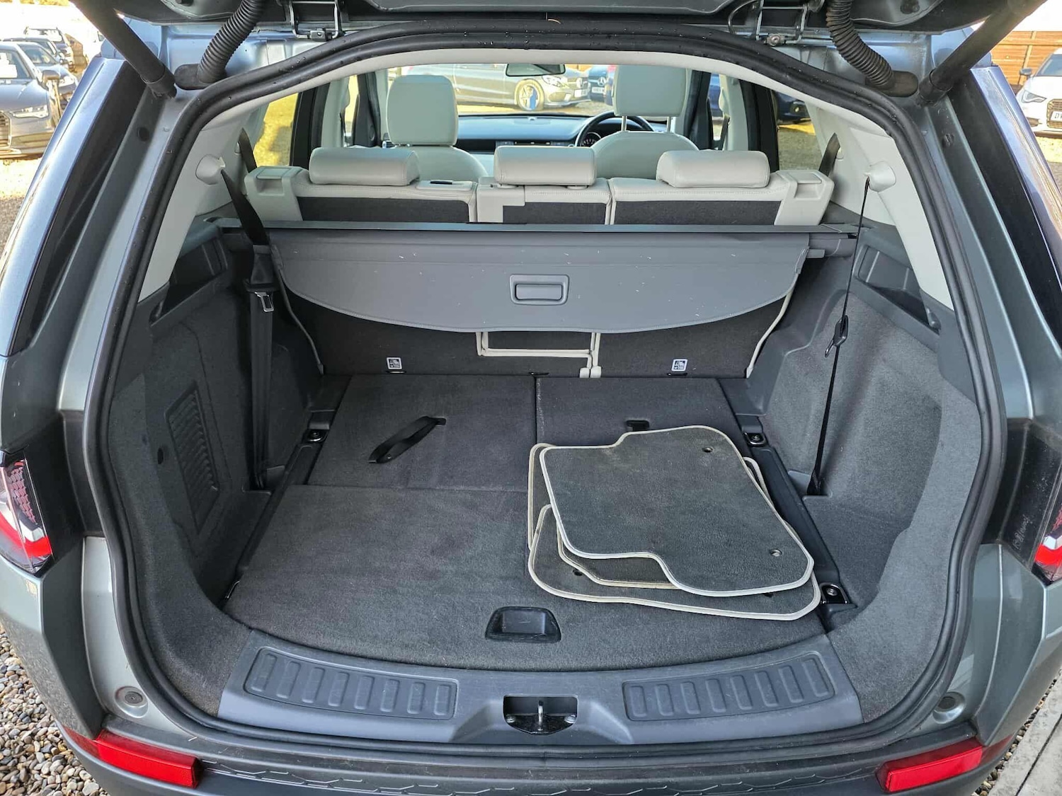 Used Land Rover Discovery Sport 2016 for sale - 76786871: Photo 15