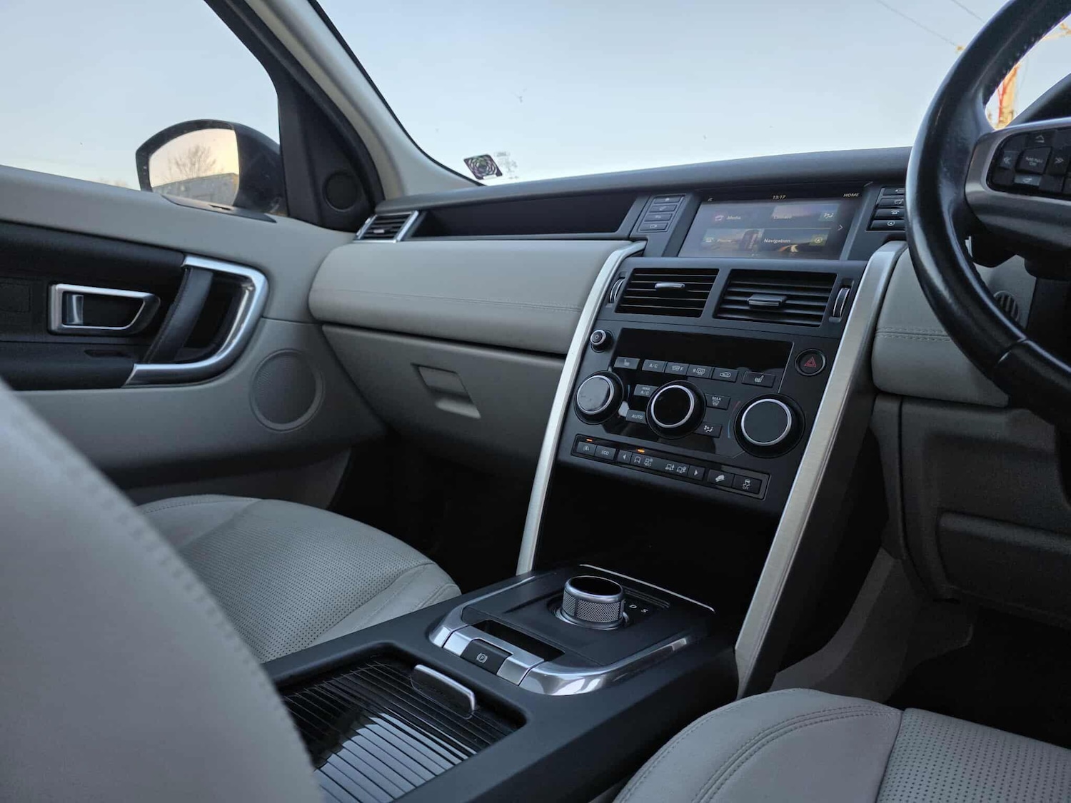 Used Land Rover Discovery Sport 2016 for sale - 76786871: Photo 23