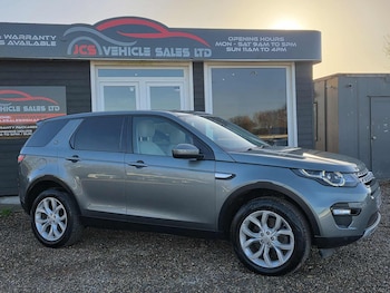 Used Land Rover Discovery Sport 2016 for sale - 76786871: Photo