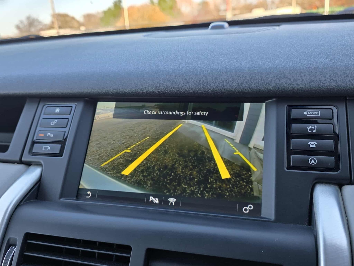 Used Land Rover Discovery Sport 2016 for sale - 76786871: Photo 30