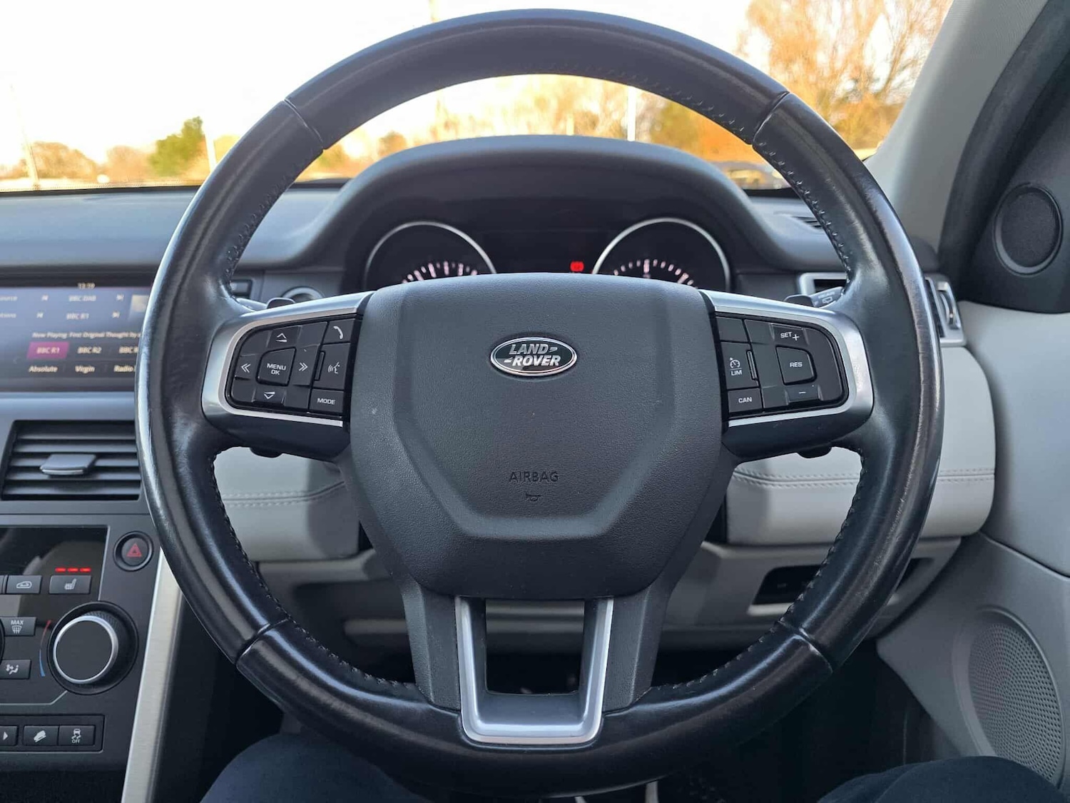 Used Land Rover Discovery Sport 2016 for sale - 76786871: Photo 34