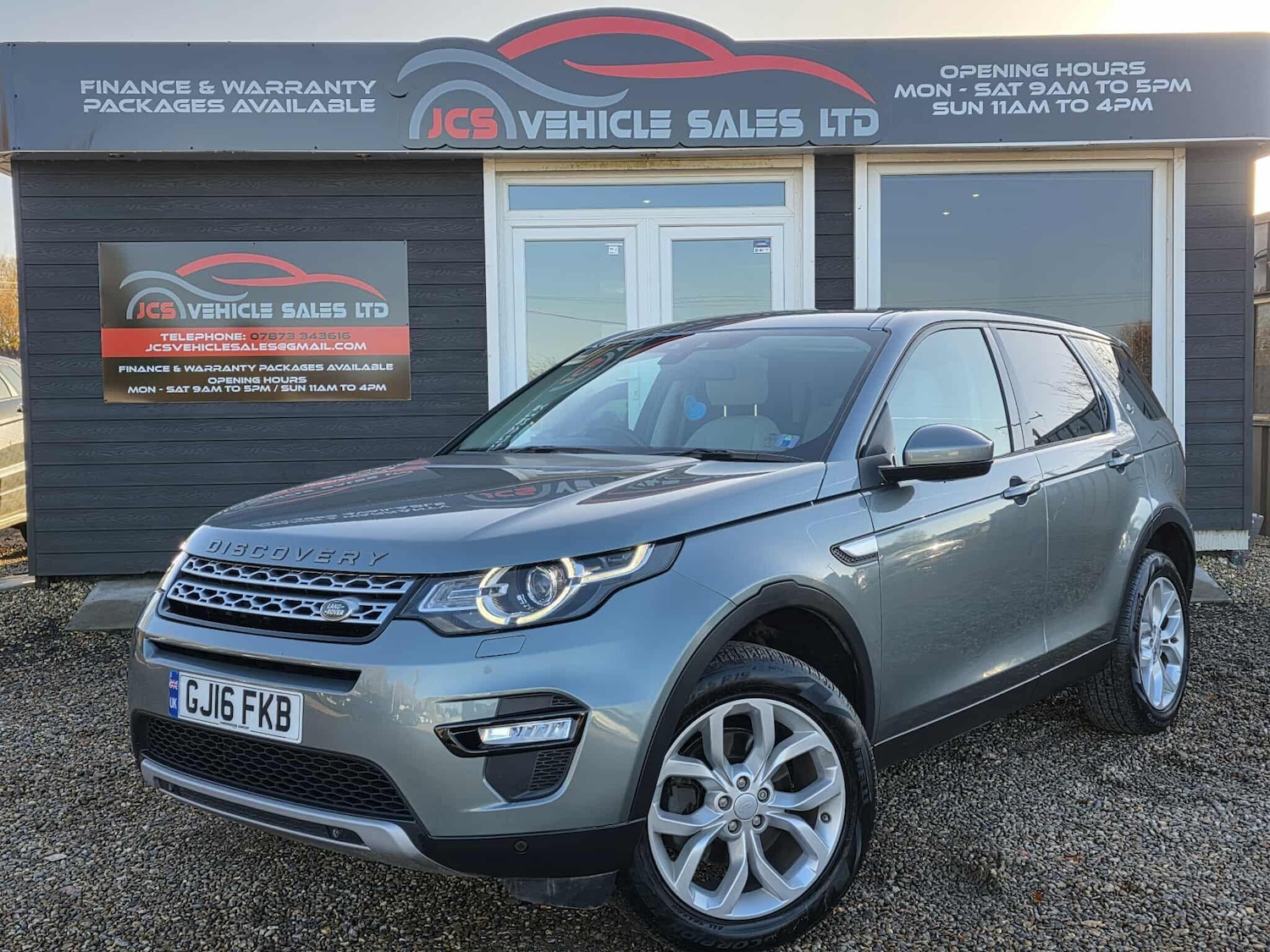 Used Land Rover Discovery Sport 2016 for sale - 76786871: Photo 6