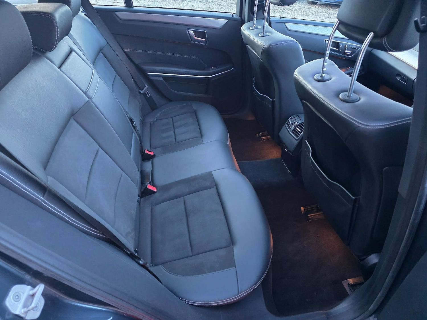 Used Mercedes-Benz E Class for sale - 77824155: Photo 18