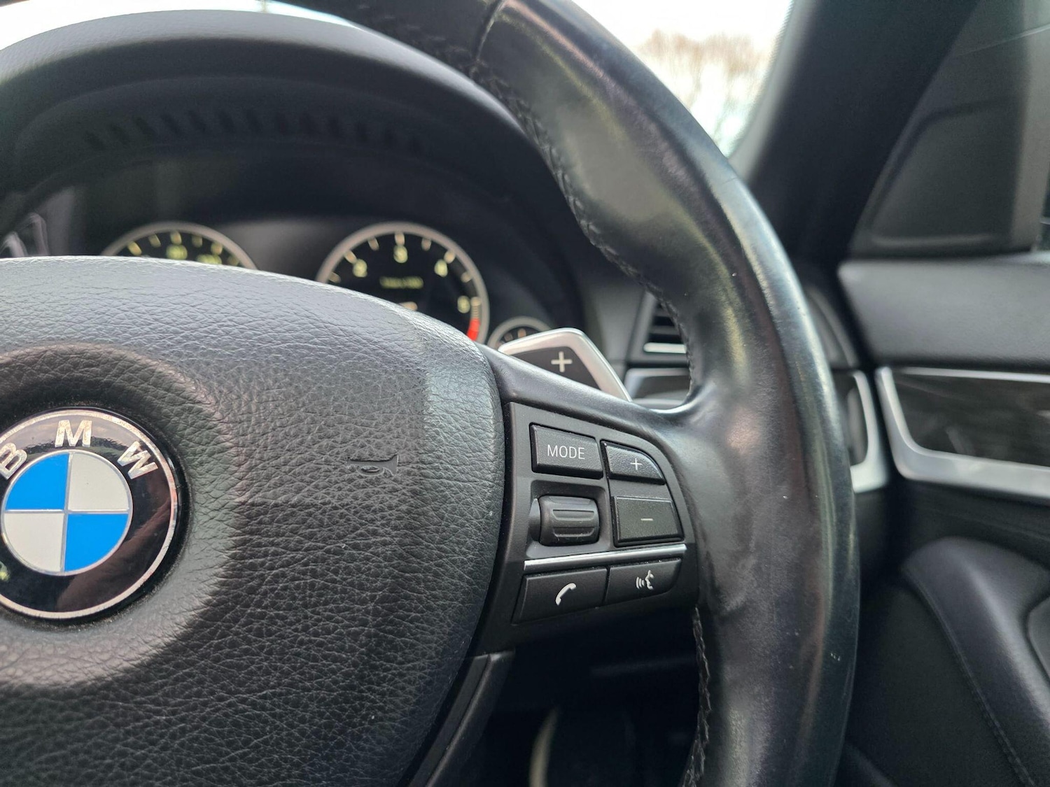 Used BMW 5 Series 2012 for sale - 76839786: Photo 32