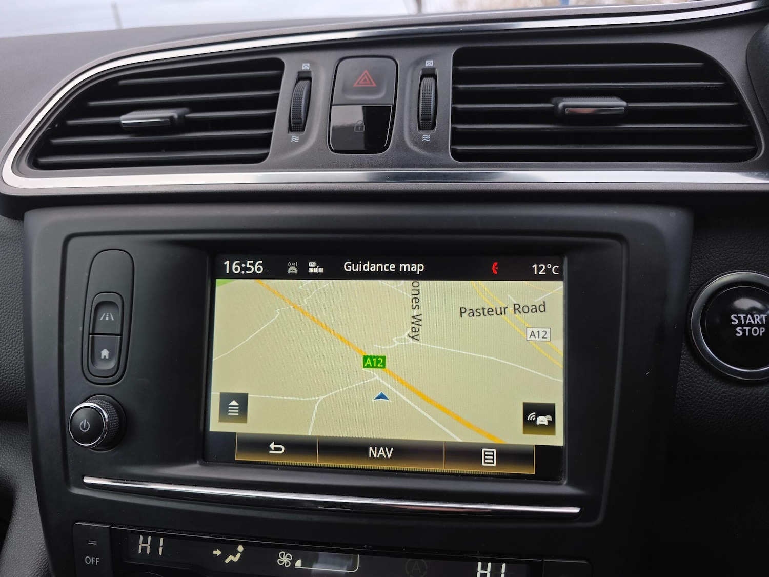 Used Renault Kadjar 2017 for sale - 77853600: Photo 31