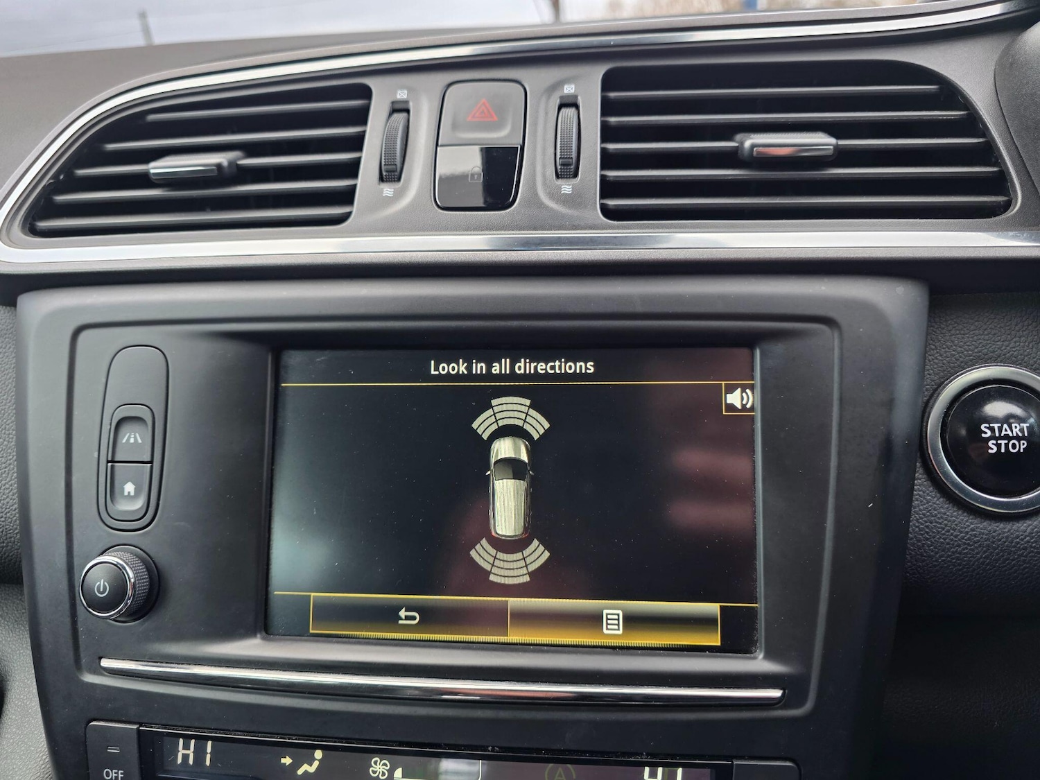 Used Renault Kadjar 2017 for sale - 77853600: Photo 34