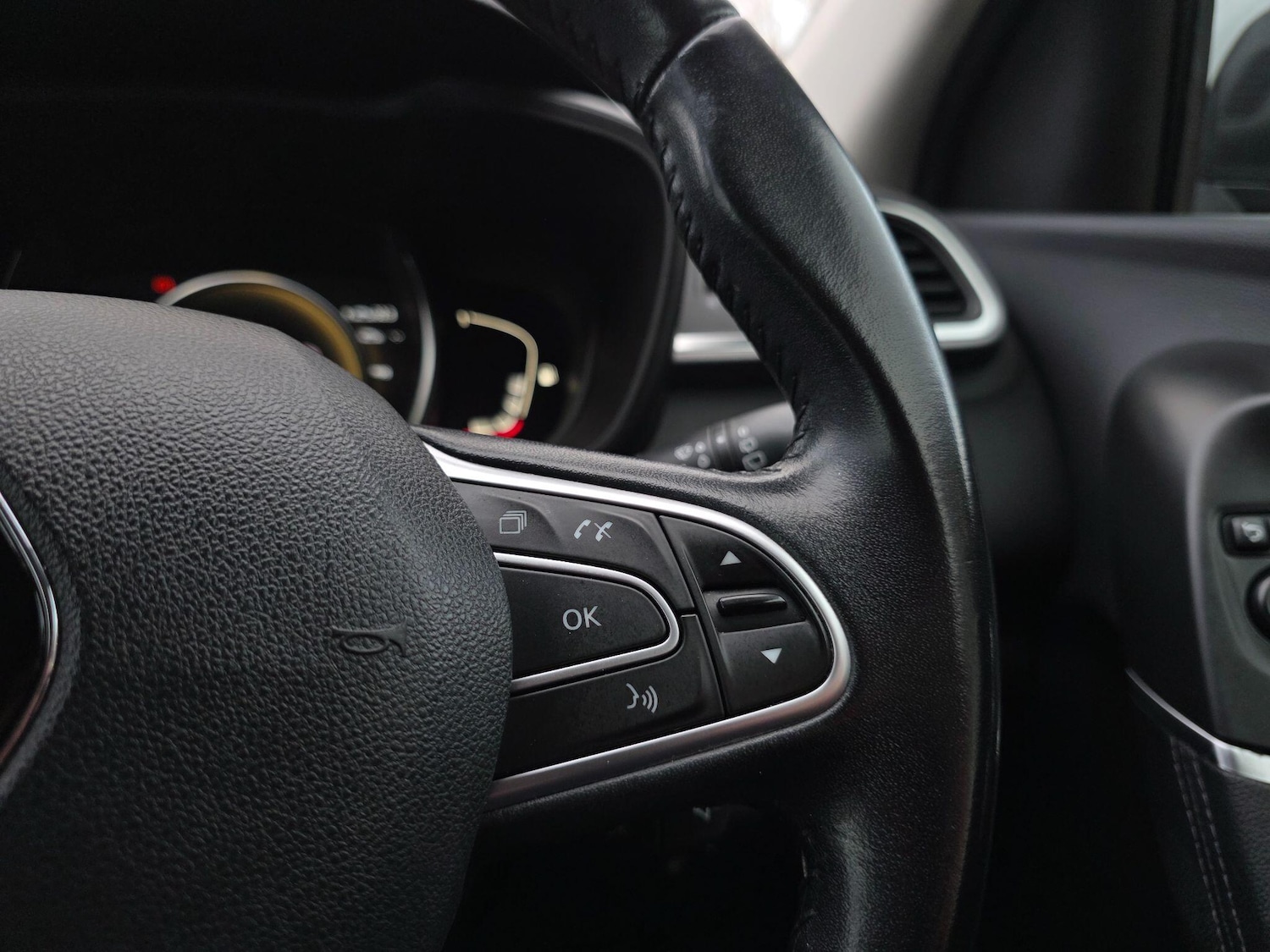 Used Renault Kadjar 2017 for sale - 77853600: Photo 40