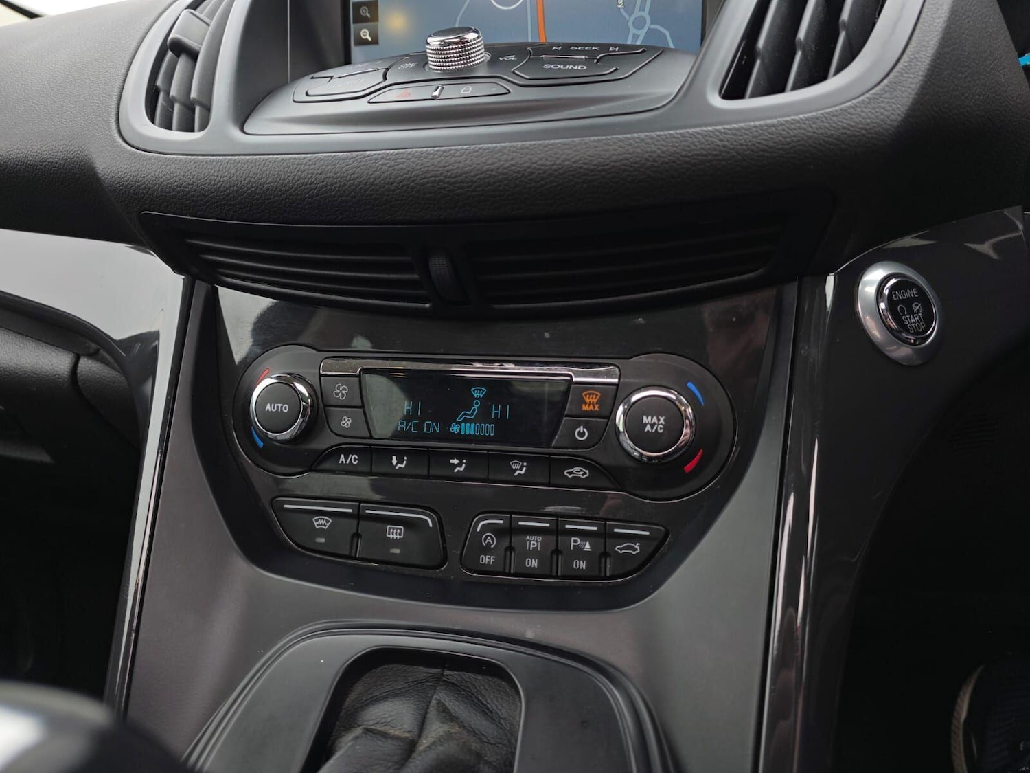 Used Ford Kuga 2016 for sale - 77166839: Photo 30