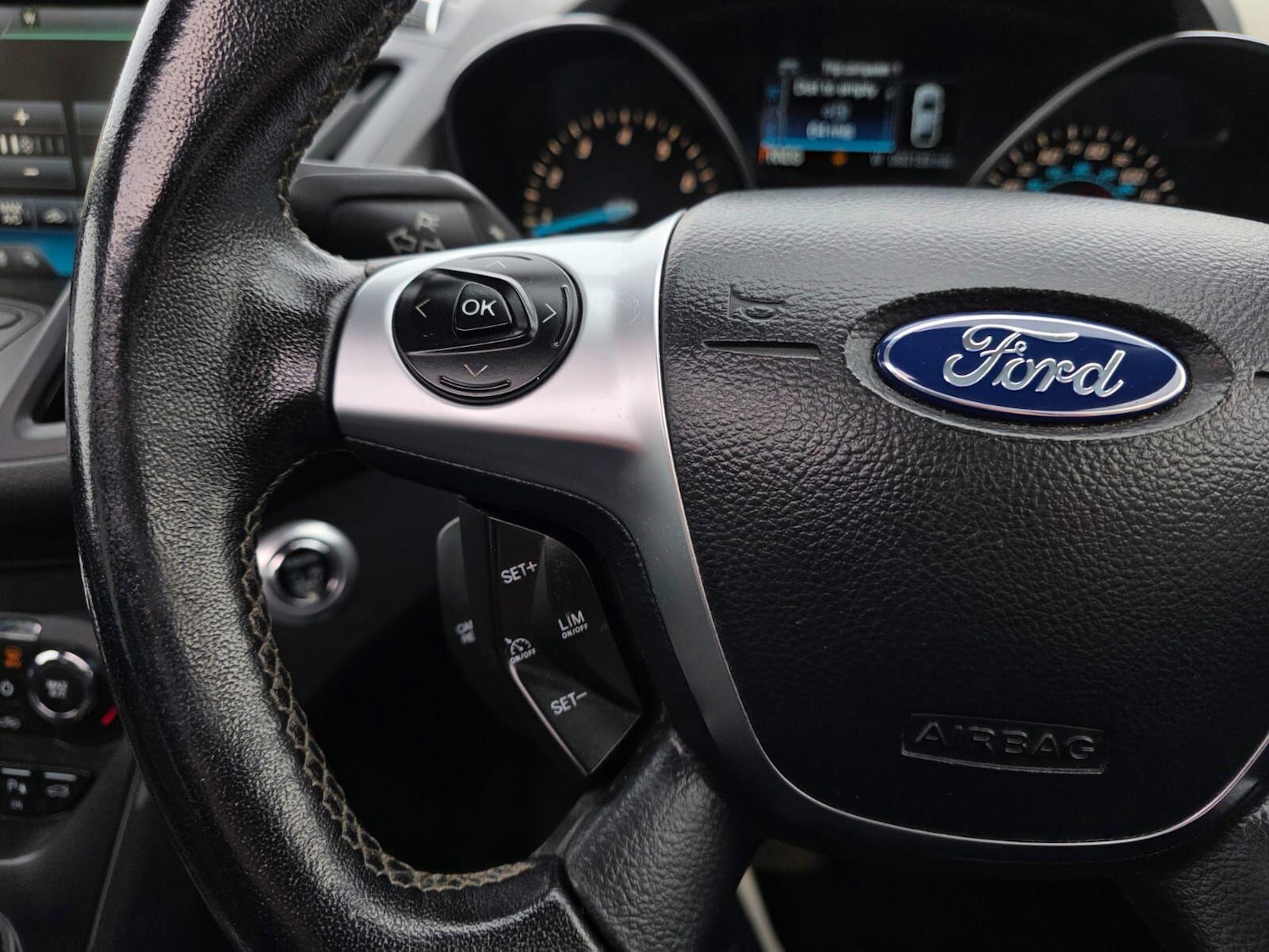 Used Ford Kuga 2016 for sale - 77166839: Photo 37