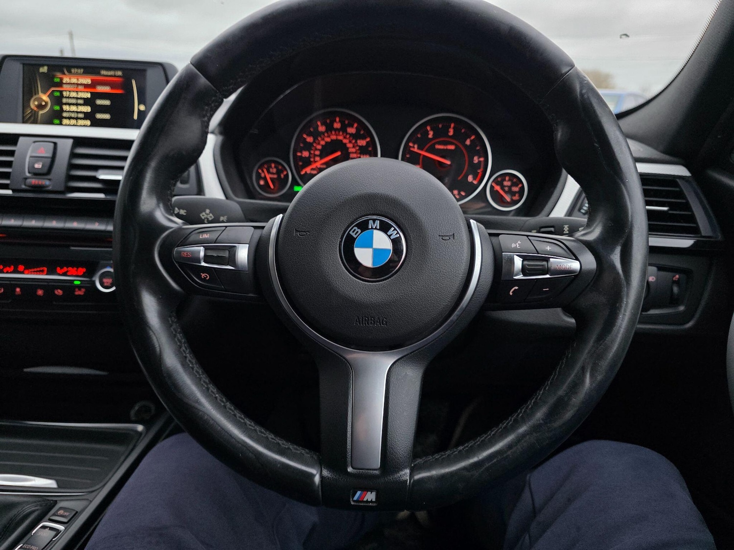 Used BMW 3 Series 2015 for sale - 77854267: Photo 40