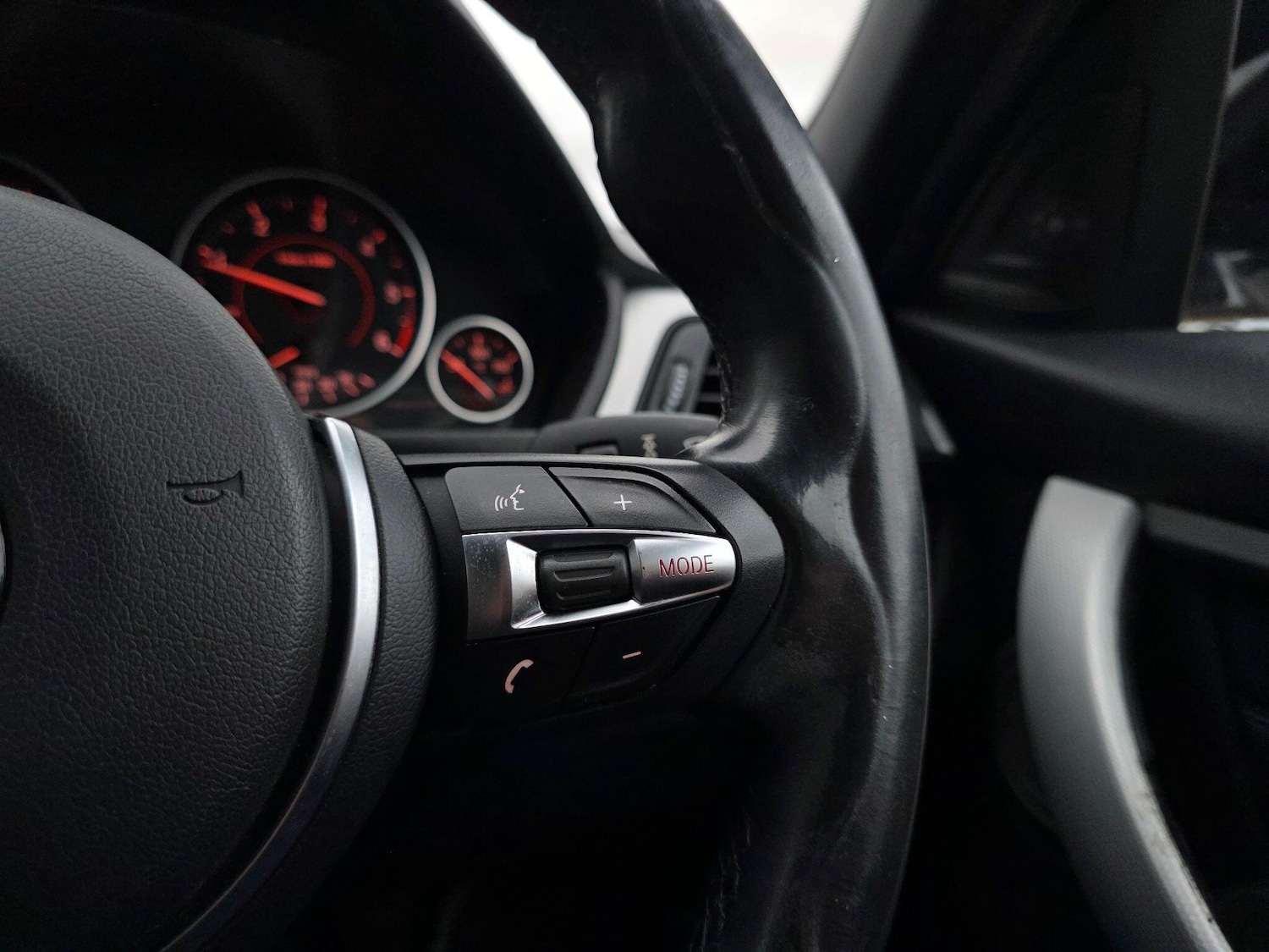 Used BMW 3 Series 2015 for sale - 77854267: Photo 41