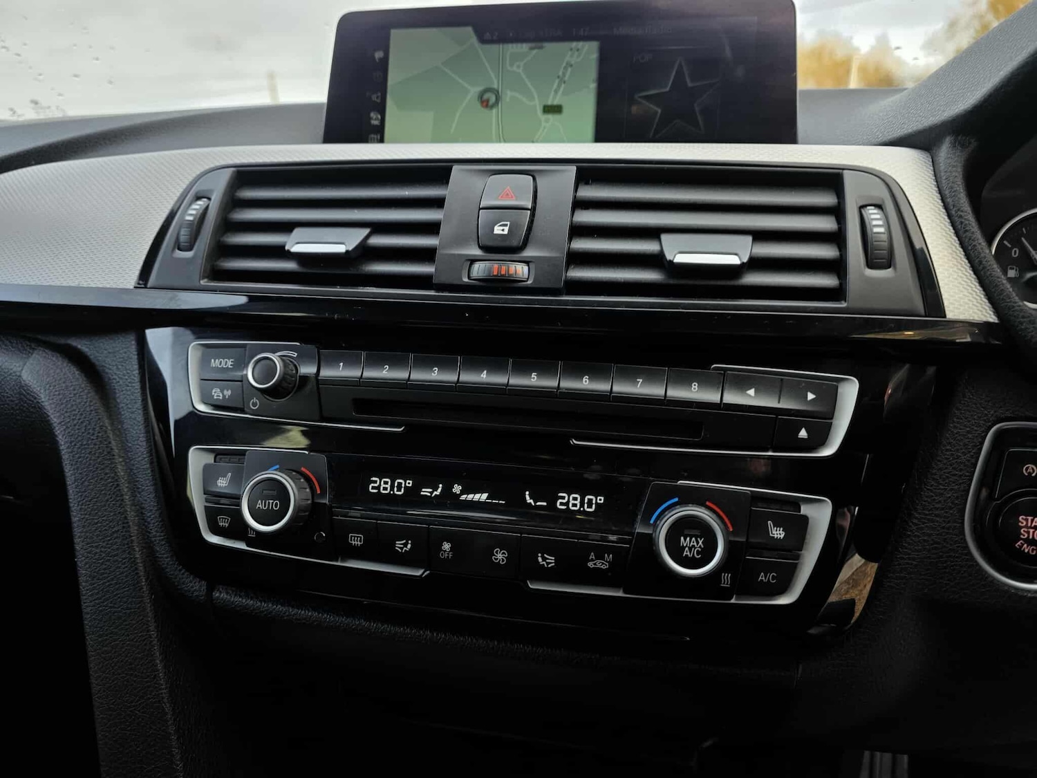 Used BMW 3 Series 2017 for sale - 76599456: Photo 22