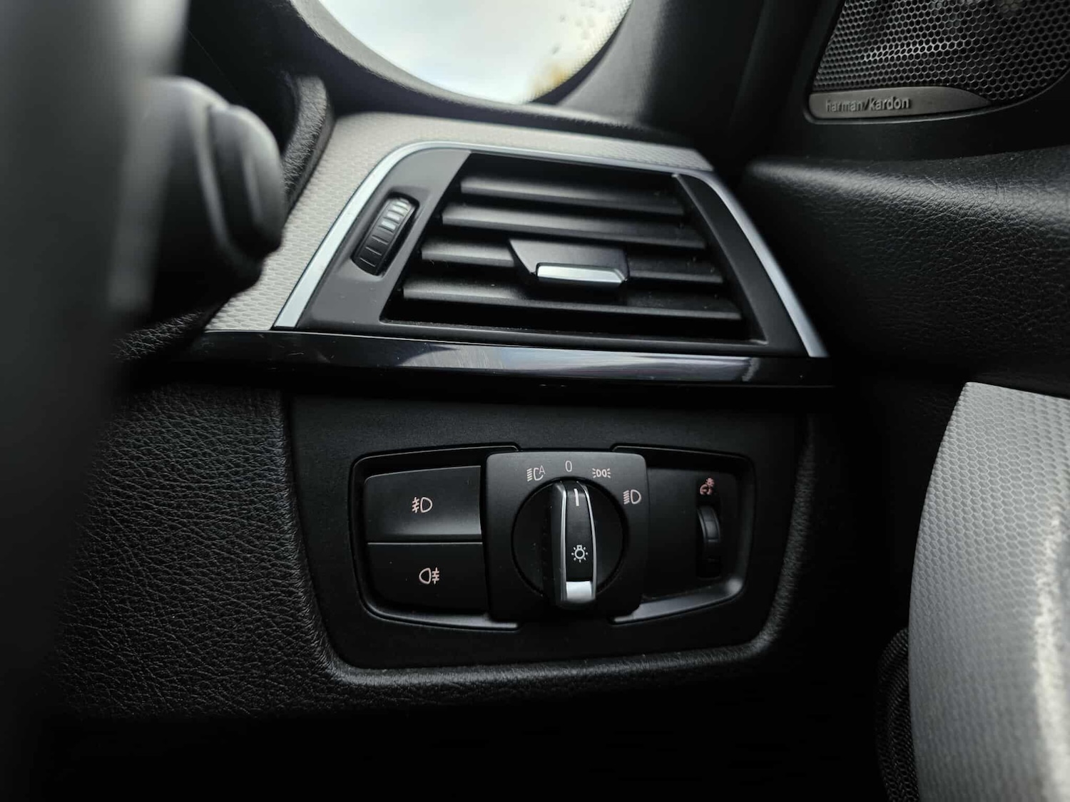 Used BMW 3 Series 2017 for sale - 76599456: Photo 33