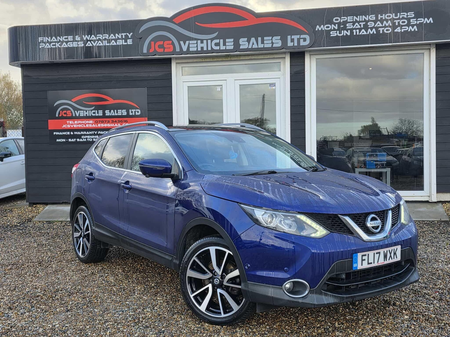 Used Nissan Qashqai 2017 for sale - 76688998: Photo 1