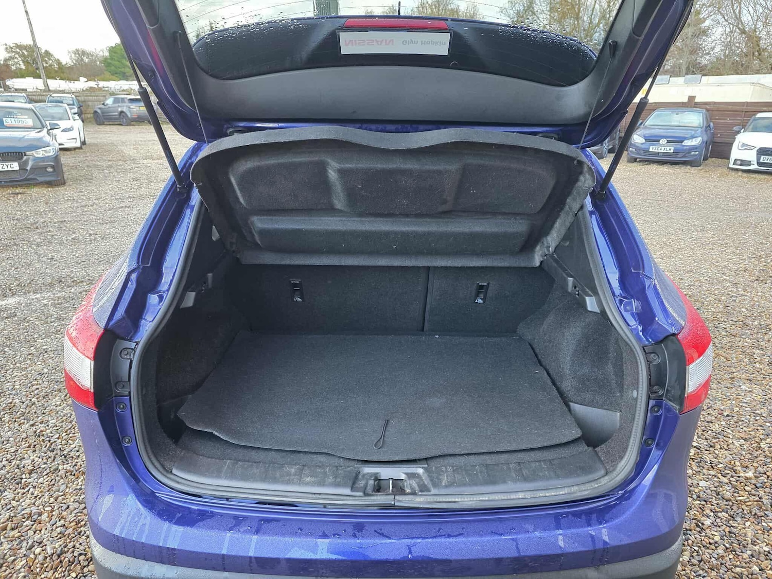 Used Nissan Qashqai 2017 for sale - 76688998: Photo 16