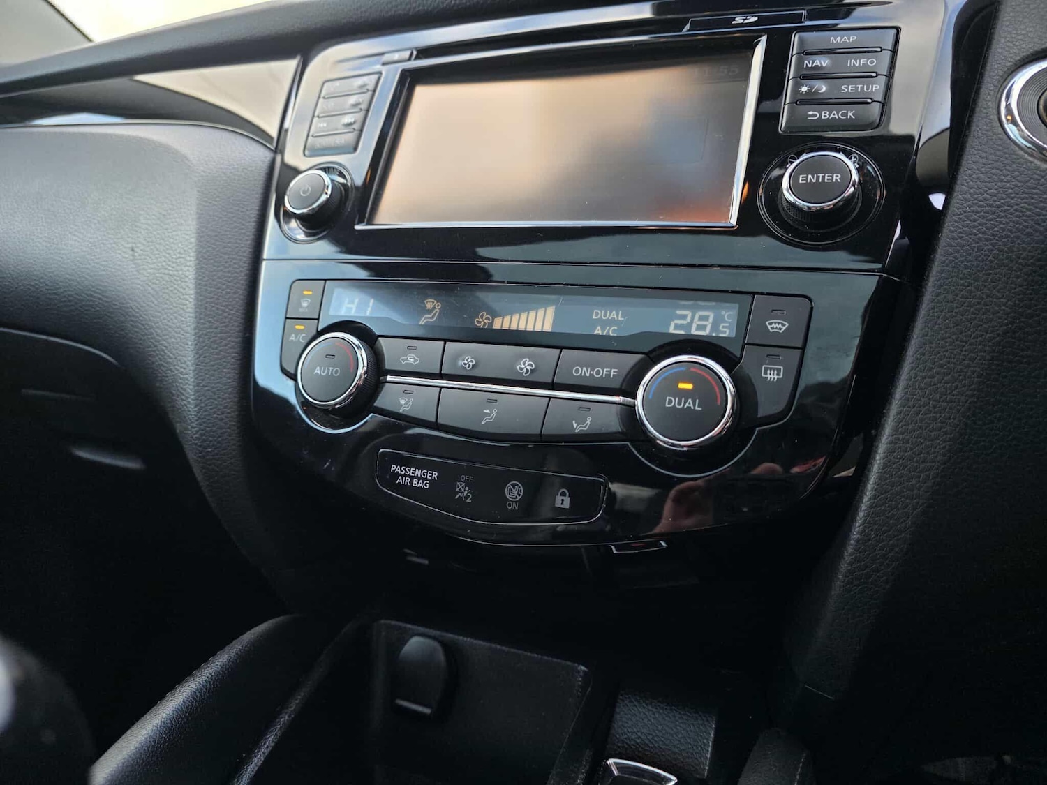 Used Nissan Qashqai 2017 for sale - 76688998: Photo 25