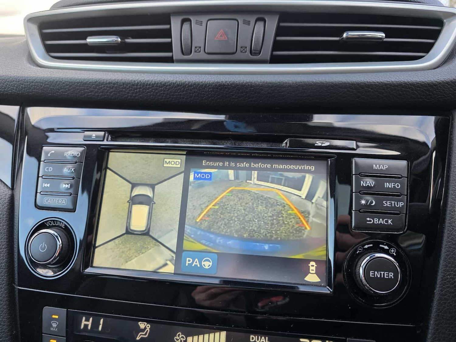 Used Nissan Qashqai 2017 for sale - 76688998: Photo 26