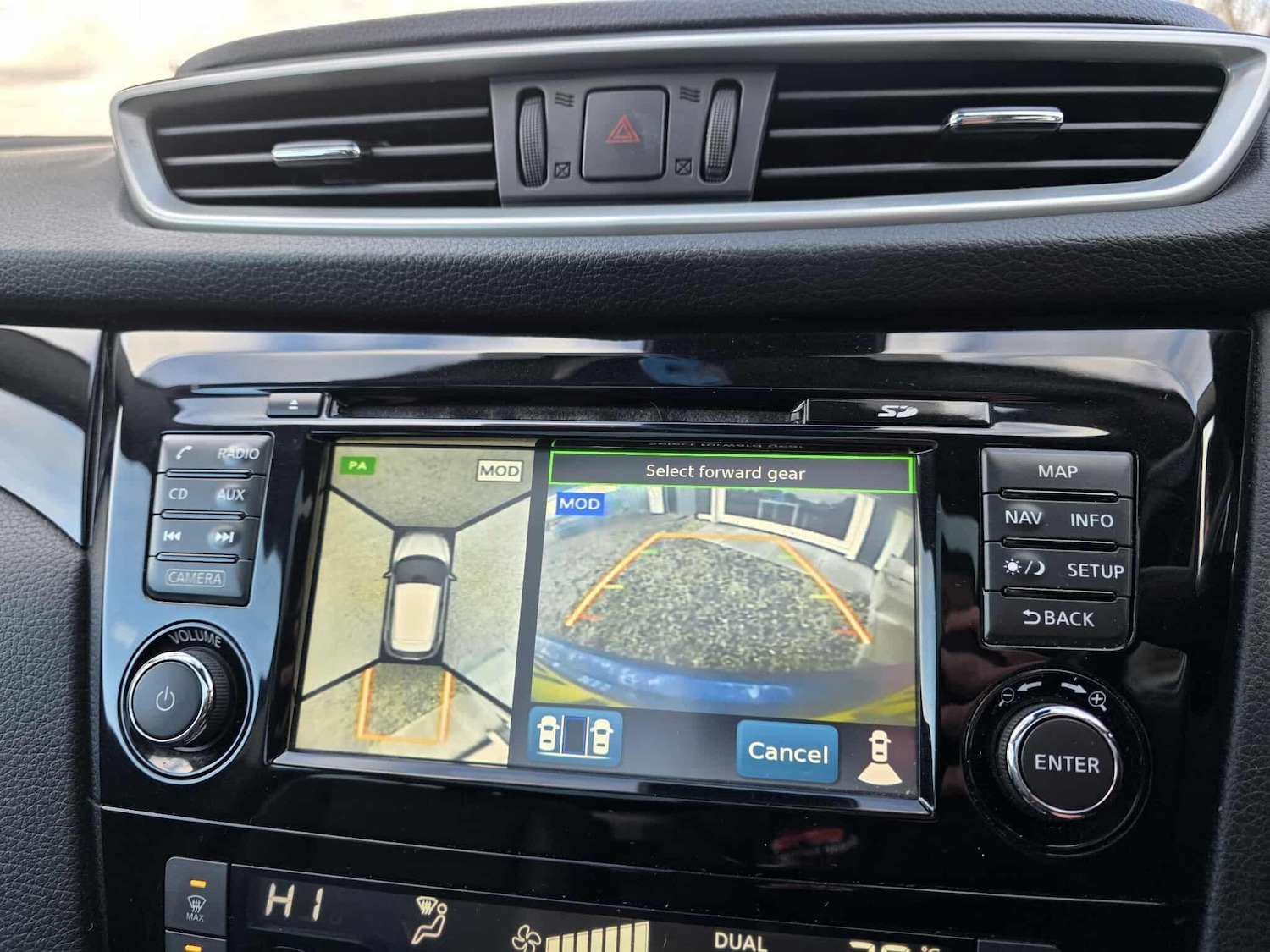 Used Nissan Qashqai 2017 for sale - 76688998: Photo 28