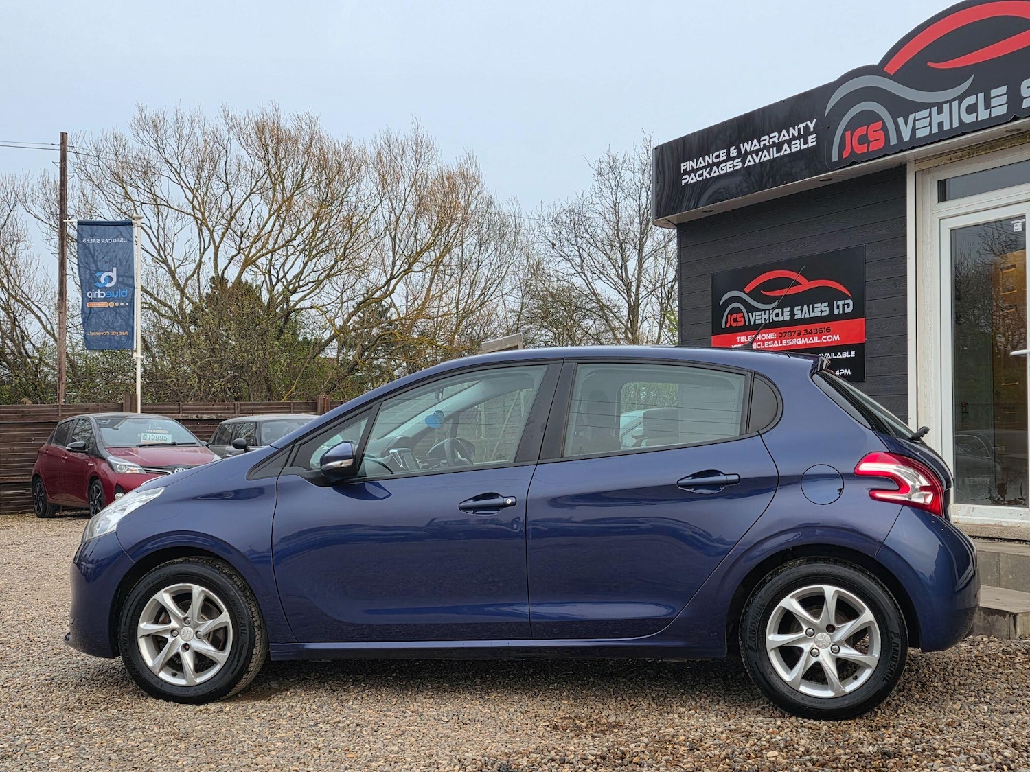 Used Peugeot 208 2015 for sale - 77994413: Photo 10