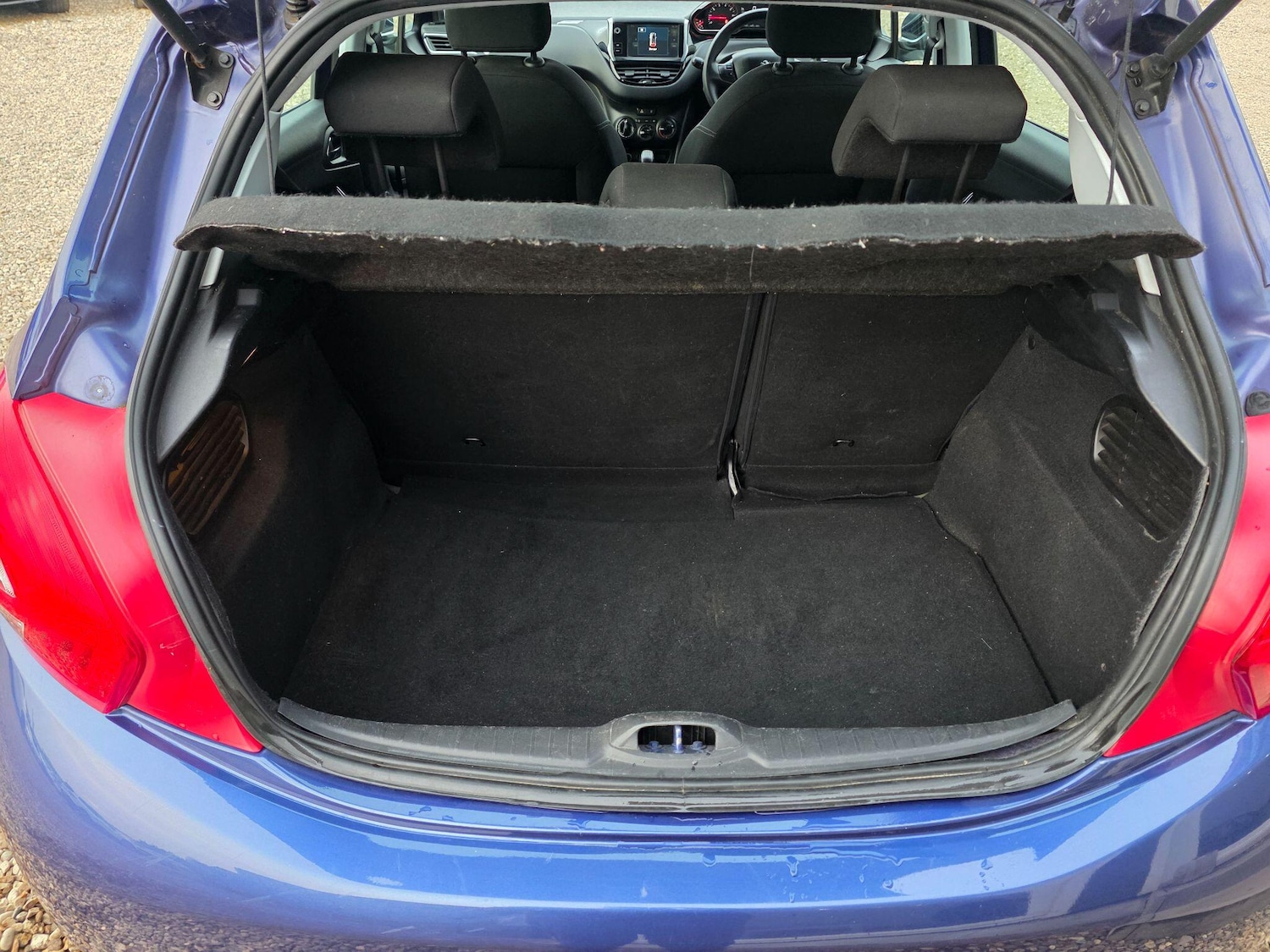 Used Peugeot 208 2015 for sale - 77994413: Photo 18