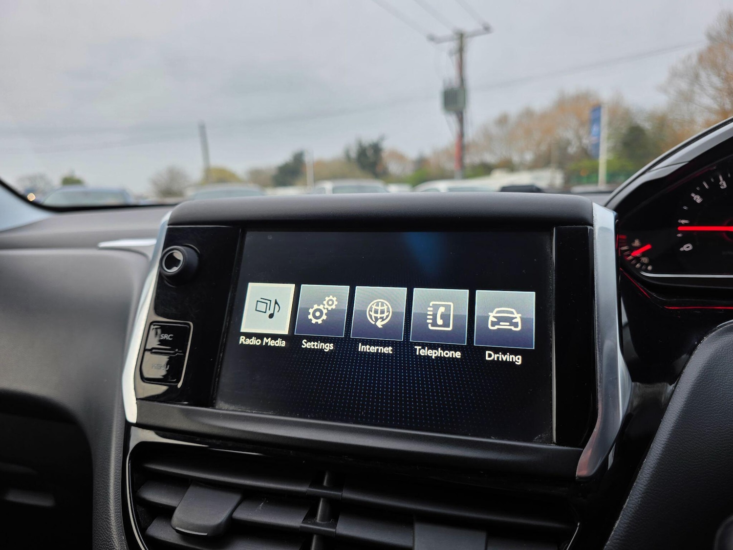 Used Peugeot 208 2015 for sale - 77994413: Photo 27