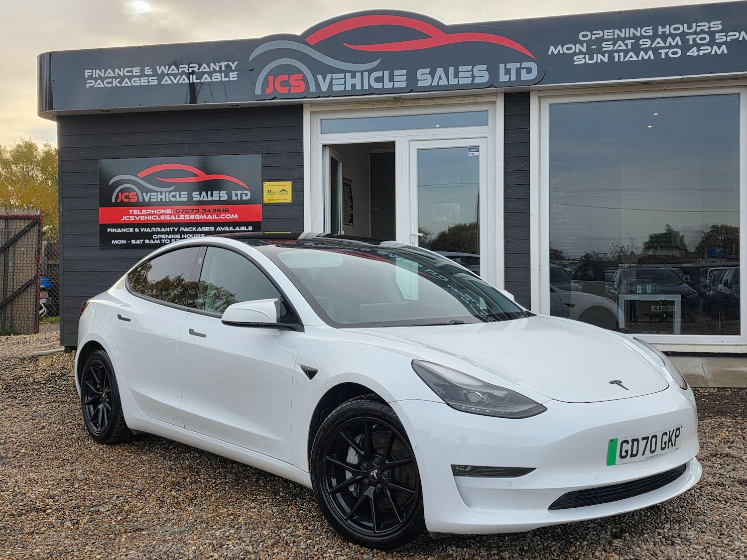 Used Tesla Model 3 2020 for sale - 76599445: Photo 2