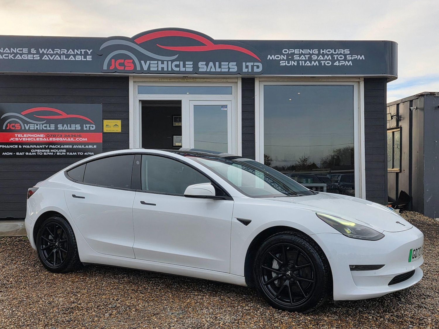 Used Tesla Model 3 2020 for sale - 76599445: Photo 3