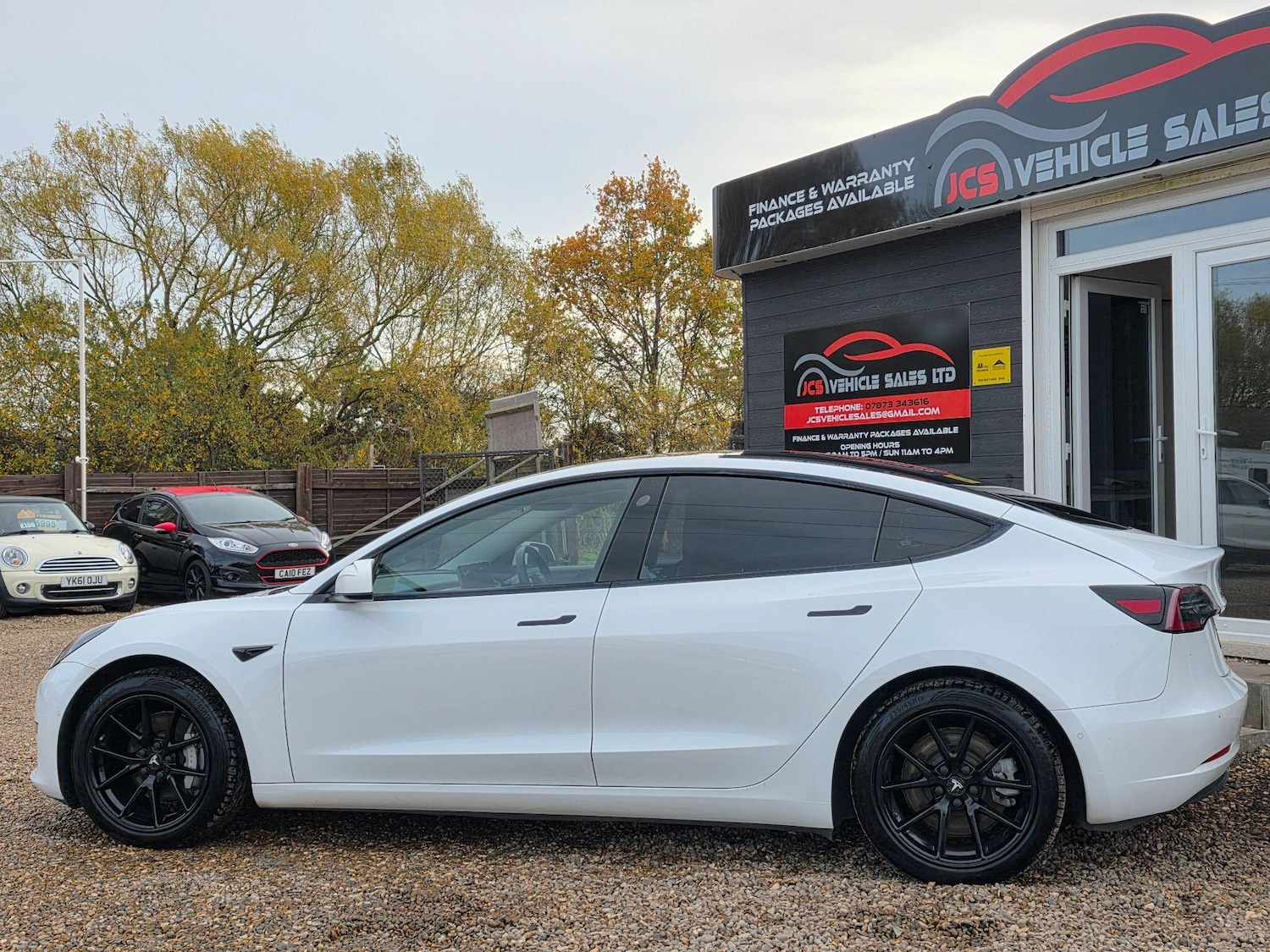 Used Tesla Model 3 2020 for sale - 76599445: Photo 8