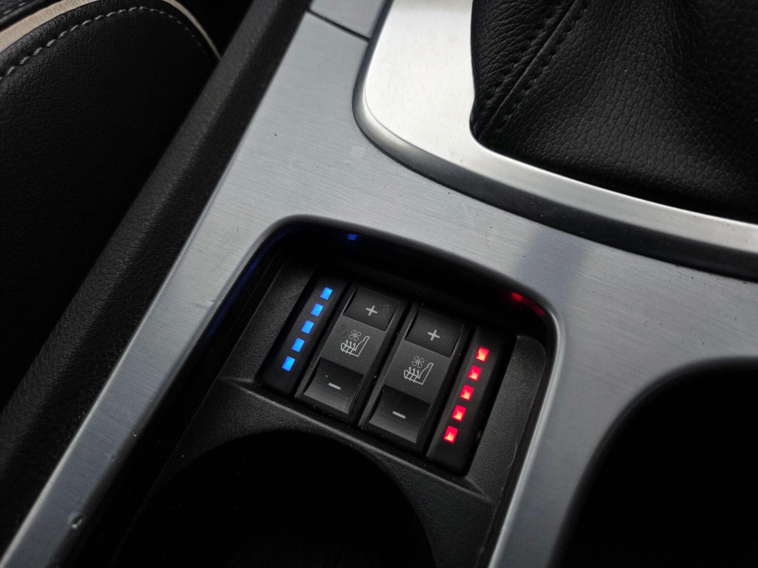 Used Ford Mondeo 2014 for sale - 77633848: Photo 25