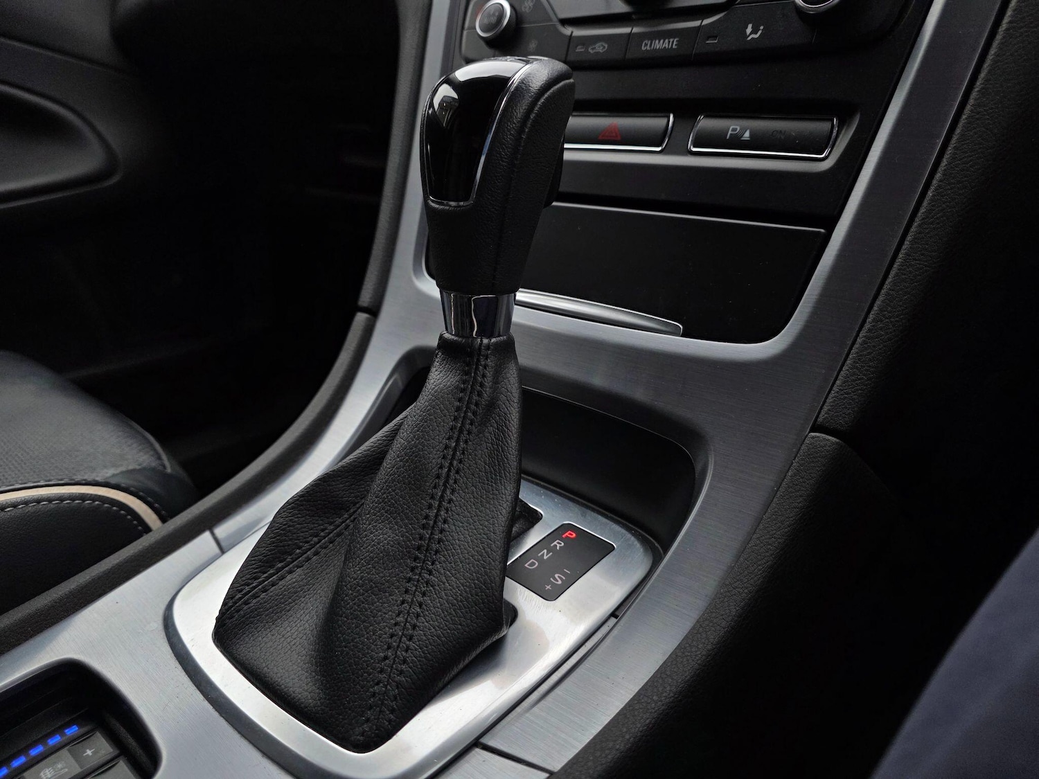 Used Ford Mondeo 2014 for sale - 77633848: Photo 26