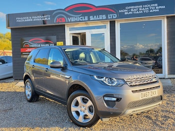 Used Land Rover Discovery Sport 2017 for sale - 76599469: Photo