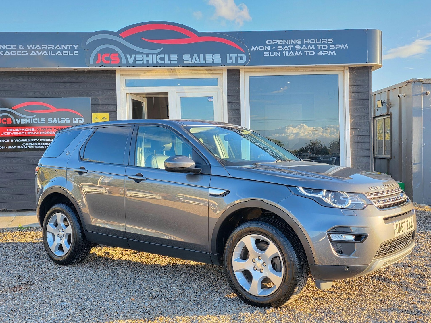 Used Land Rover Discovery Sport 2017 for sale - 76599469: Photo 2